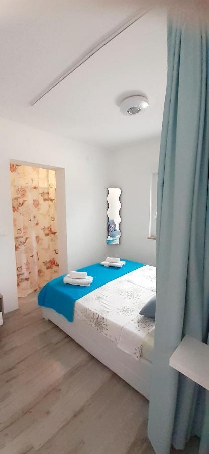 Lennida Studio Apartman With Free Parking Kavran Экстерьер фото