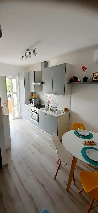 Lennida Studio Apartman With Free Parking Kavran Экстерьер фото
